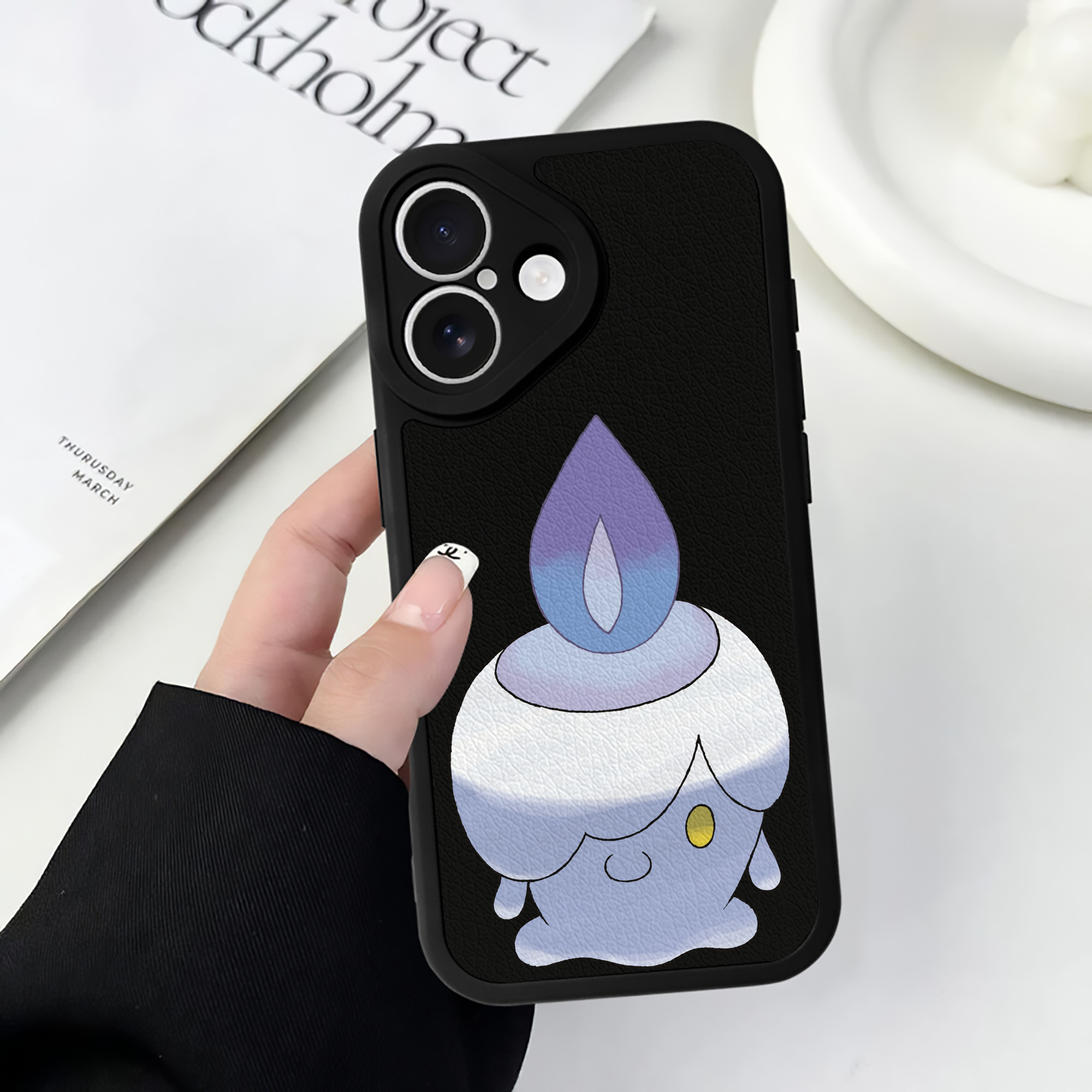 （画像用） ポケットモンスター Pokémon 【iPhone 16シリーズ対応】シリコンスマホケース（レザー調） 材質：シリコン